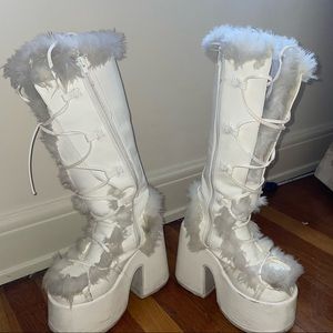 DEMONIA CAMEL 311
